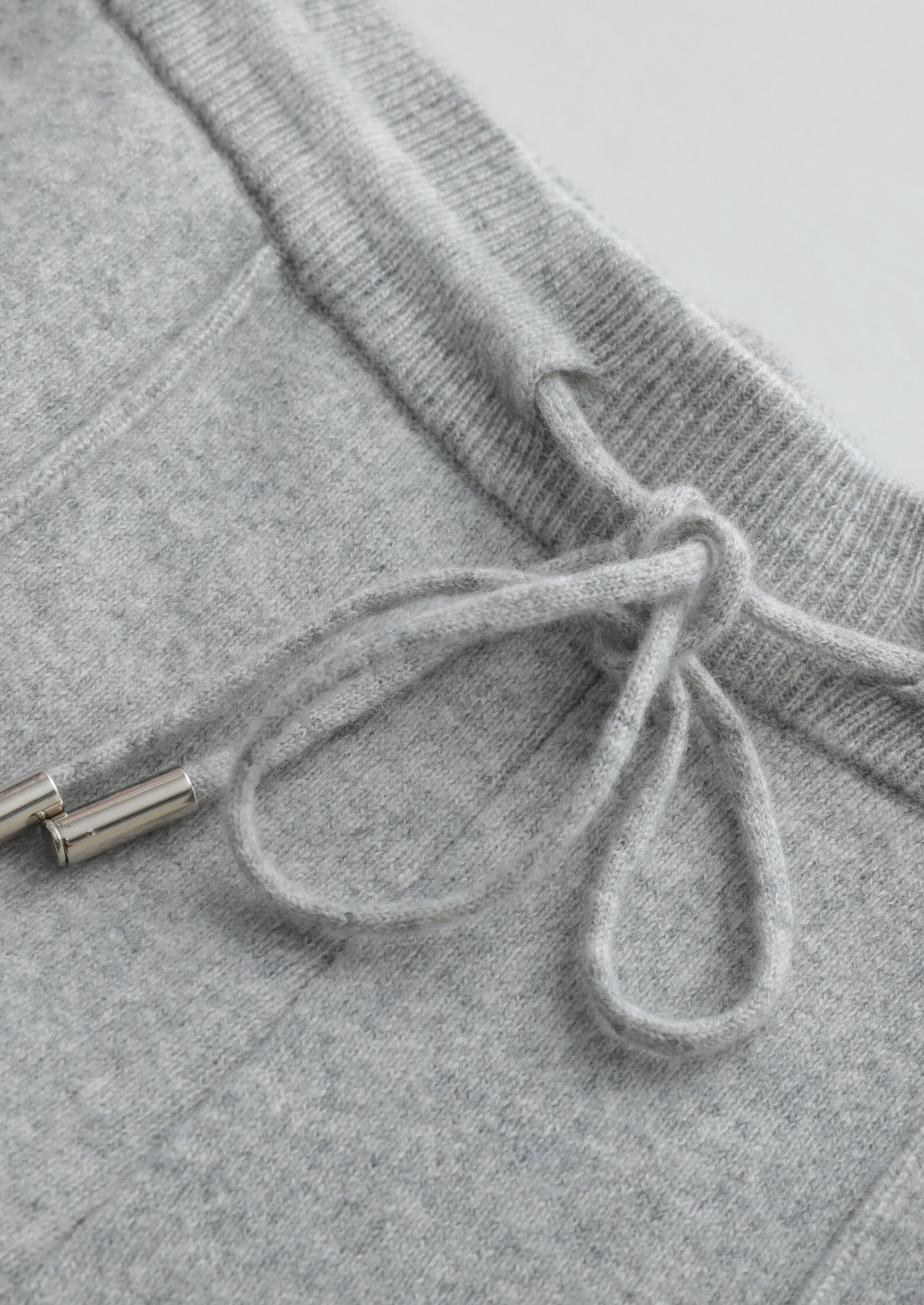 PURE EXTRA-FINE MERINO WOOL LUZZO SET - LJUSGRÅ